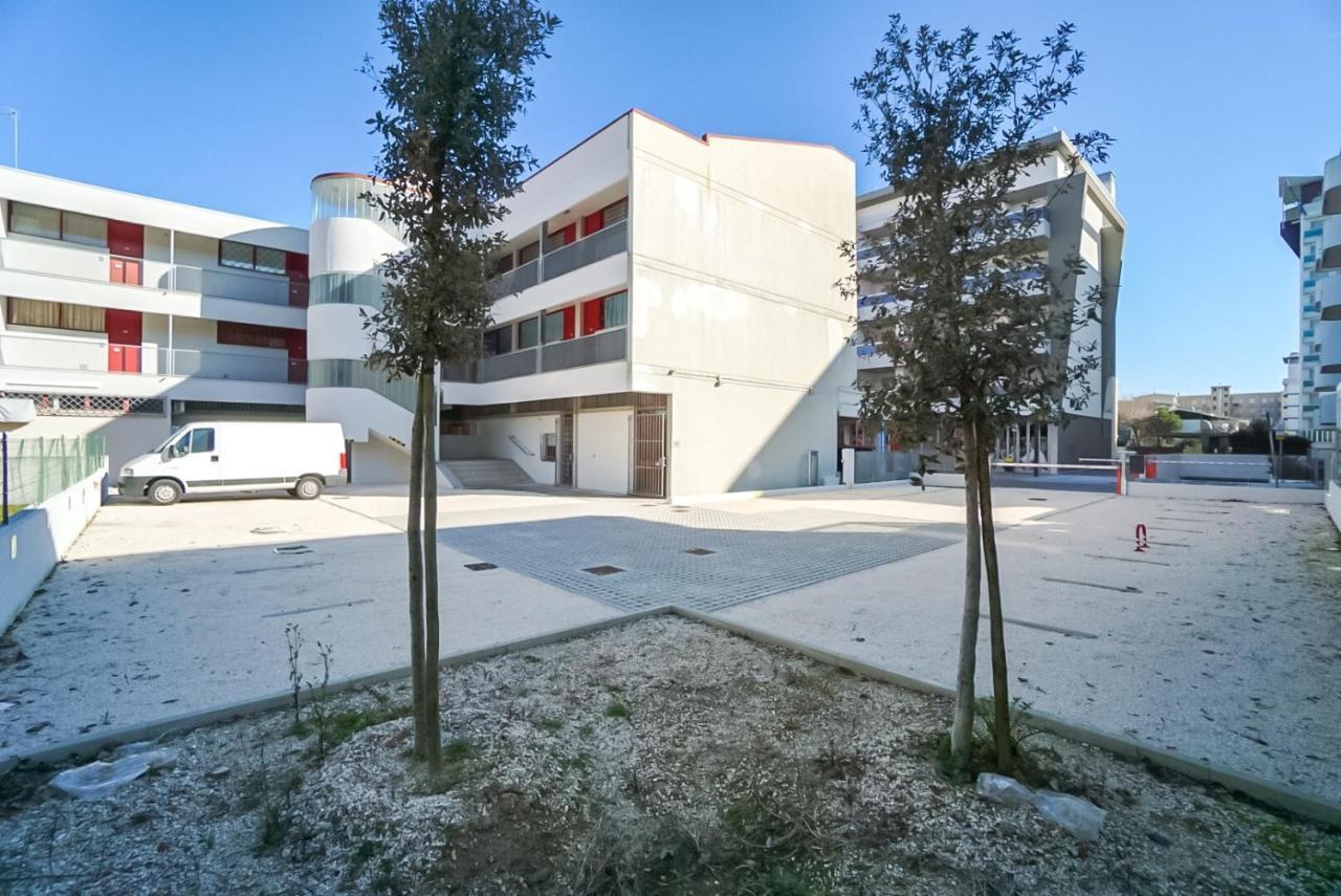 Condominio Clyo Bibione Exterior photo